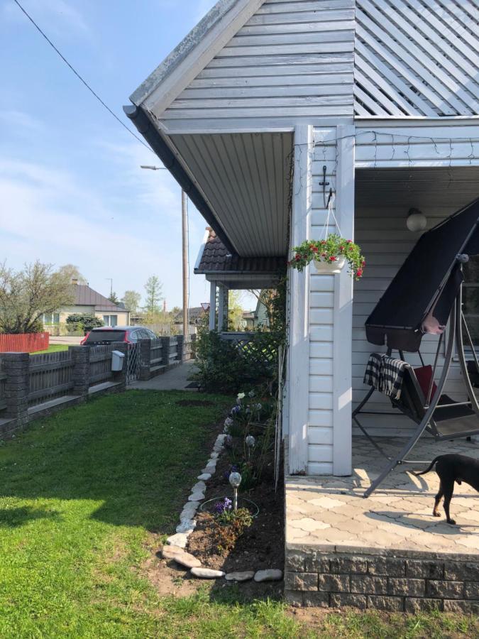 Manni Homestay Kuressaare Buitenkant foto