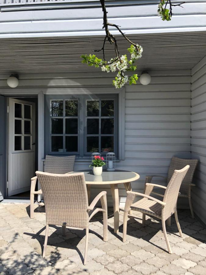 Manni Homestay Kuressaare Buitenkant foto