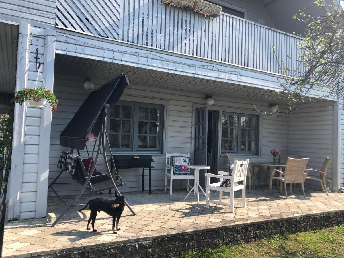 Manni Homestay Kuressaare Buitenkant foto