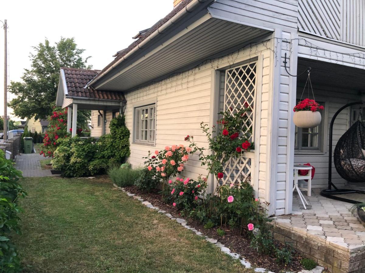 Manni Homestay Kuressaare Buitenkant foto