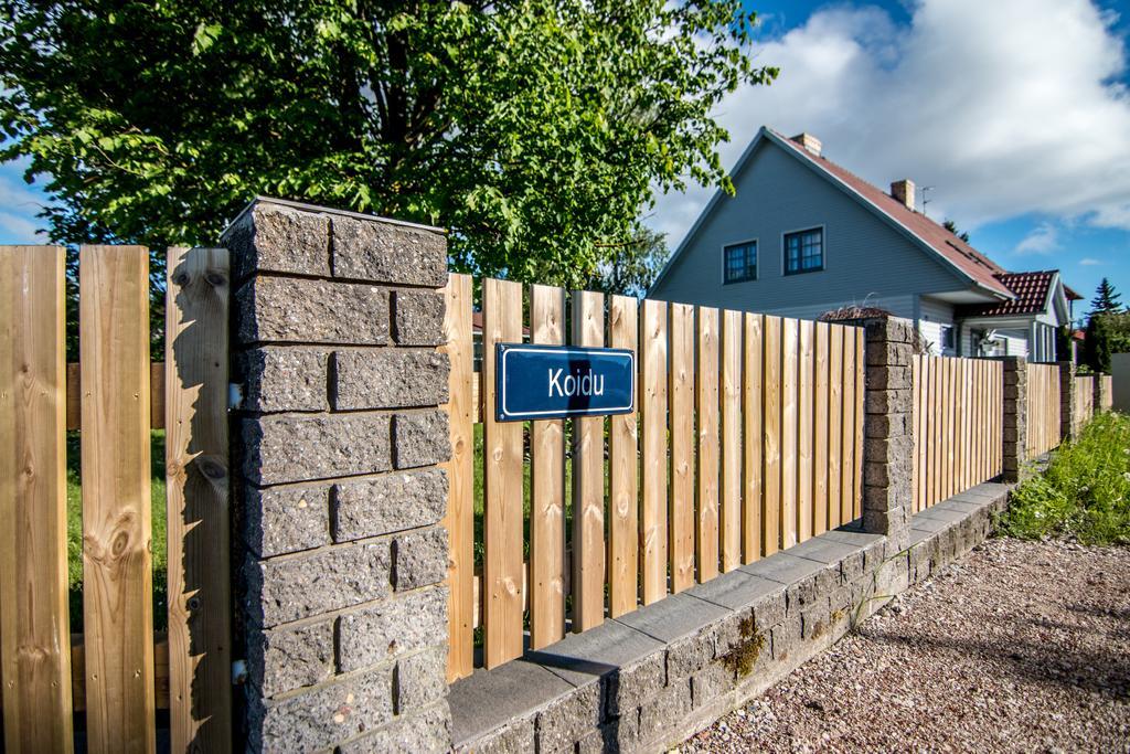 Manni Homestay Kuressaare Buitenkant foto