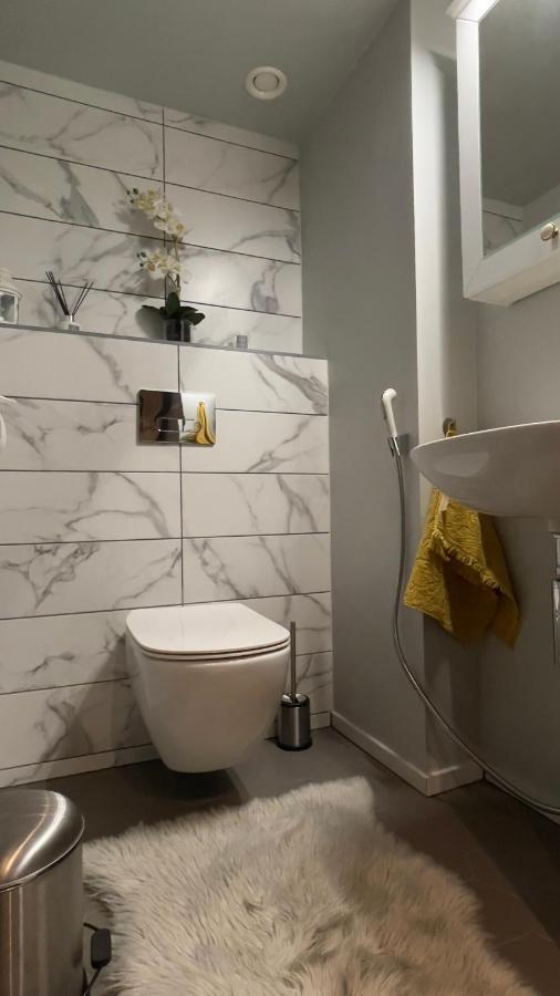 Manni Homestay Kuressaare Buitenkant foto