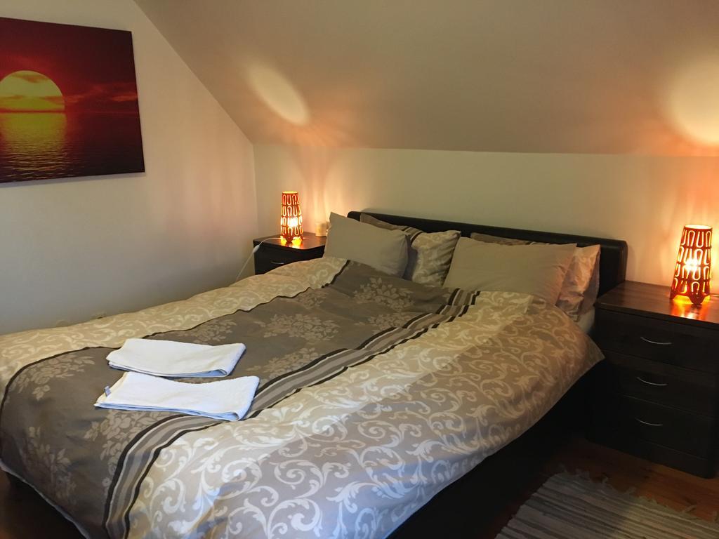 Manni Homestay Kuressaare Buitenkant foto
